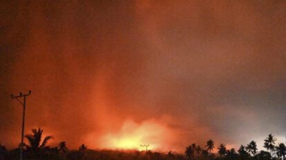 Erupciones volcán Lewotobi Laki-Laki en Indonesia