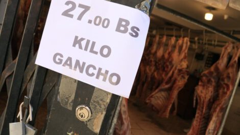 Carne de res de Beni llega a El Alto para abastecer mercado paceño