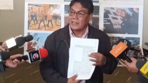 Denuncia a Del Castillo por terrorismo y organización criminal