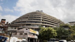 El exterior del edificio gubernamental 'El Helicoide', donde fue llevado Fernando Feo