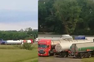 Camiones cisternas bolivianos varados en Argentina