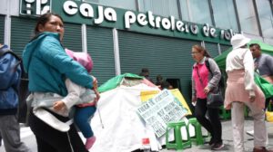 Paro nacional en la Caja Petrolera de Salud