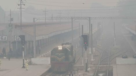 Lahore neblina tóxica afecta la salud pública