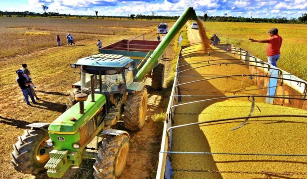 Falta de diésel en Santa Cruz afecta cosecha y siembra