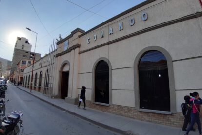 Agresión a funcionaria policial durante el Primer Convite en Oruro