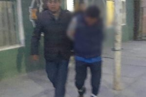 Conductor ebrio provoca accidente con vehículo de la CNS