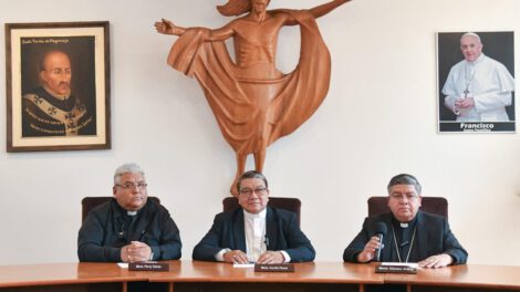 Cuarto intermedio por pugnas políticas en Bolivia