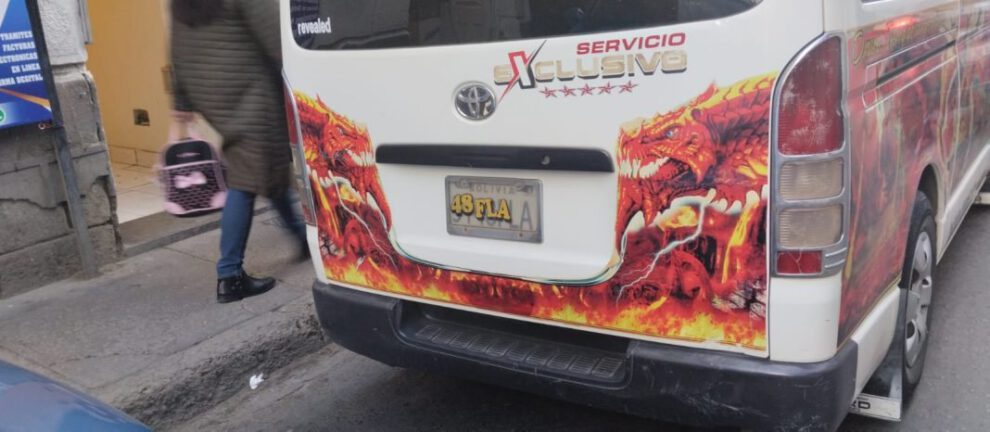 Incremento de pasajes en el transporte urbano de Oruro