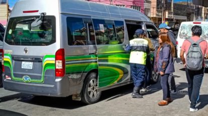 Controles de tarifas en el transporte urbano en Oruro