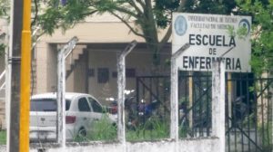 Denuncian a docente por exigir sobornos en la Universidad Nacional de Tucumán