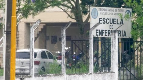 Denuncian a docente por exigir sobornos en la Universidad Nacional de Tucumán