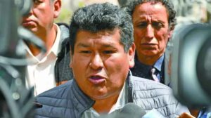 Fidel Surco celebra reconocimiento de Grover García