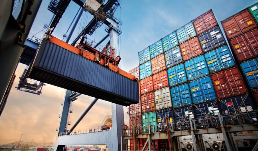 Déficit comercial en Bolivia mejora en septiembre de 2024