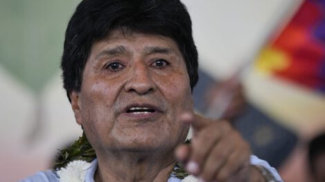 Evo Morales acusa a la prensa nacional de considerarlo enemigo número uno