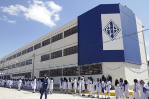 Infraestructura educativa de la Unidad Educativa Adolfo Ballivián