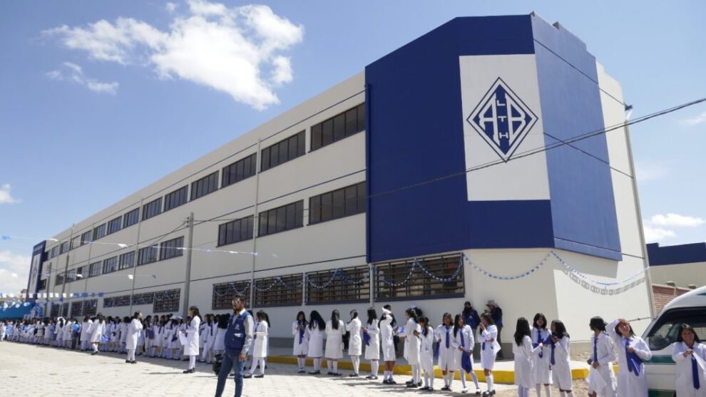 Infraestructura educativa de la Unidad Educativa Adolfo Ballivián