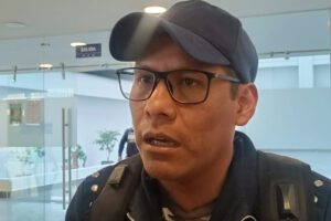 Santos Mamani presenta recurso de acción legal en el Órgano Legislativo