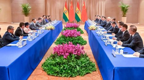 Financiamiento del litio y tren bioceánico en reunión de Bolivia y China