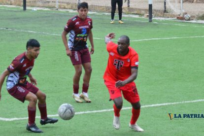 AFIZ derrota a Oruro Royal en la Primera A