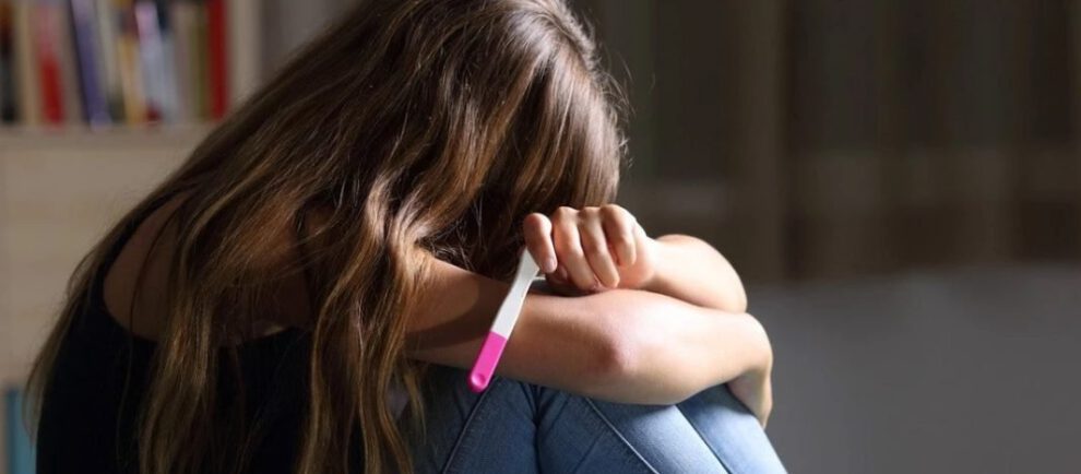 Menor embarazada tras agresión sexual