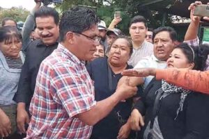 Héctor Arce tras salir de la Felcc