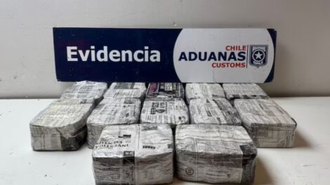 Detención de chofer con dinero en la frontera de Chile