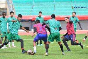 CDT Real Oruro se alista para enfrentar a Universitario en la Copa Simón Bolívar