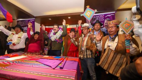 Manfred Reyes Villa candidato presidencial en El Alto