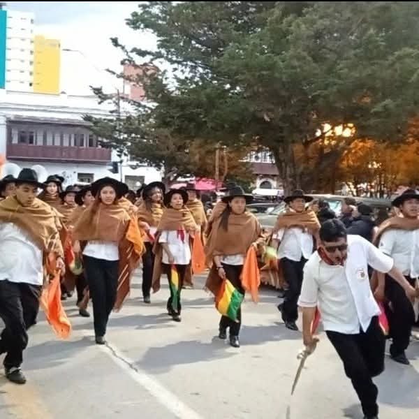 Gran Tradicional Auténtica Diablada Oruro celebra 120 años de tradiciones