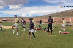 Copa Simón Bolívar entre ABB y CDT Real Oruro