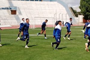 GV San José se prepara para enfrentar a Bolívar en el estadio Bermúdez