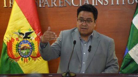 Crisis en el Tribunal Constitucional y exigencias del Ministro de Justicia