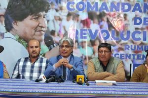 Evismo rechaza fallo del TSE