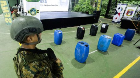 Cocaína líquida incautada en Panamá valorada en 11,7 millones de dólares