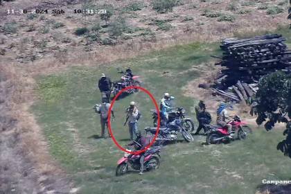 Avasalladores armados en Santa Rita desalojan a policías