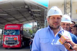 Distribución de combustible garantizada por el ministro Alejandro Gallardo