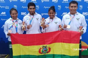 Bolivia brilla con bronce en relevos mixto
