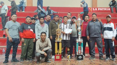 Transporte Pesado Pagador-Oruro campeón del torneo interdirectorios