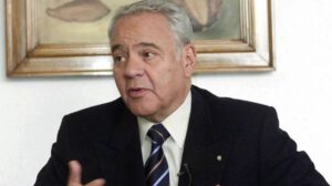 Gonzalo Sánchez de Lozada rinde cuentas en Bolivia