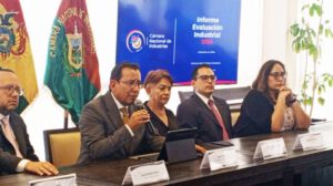 Cámara Nacional de Industrias advierte sobre recesión en 2024