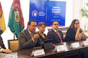 Cámara Nacional de Industrias advierte sobre recesión en 2024