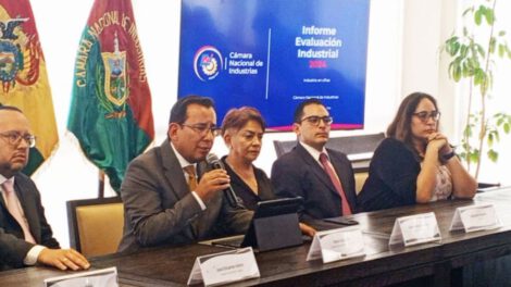 Cámara Nacional de Industrias advierte sobre recesión en 2024