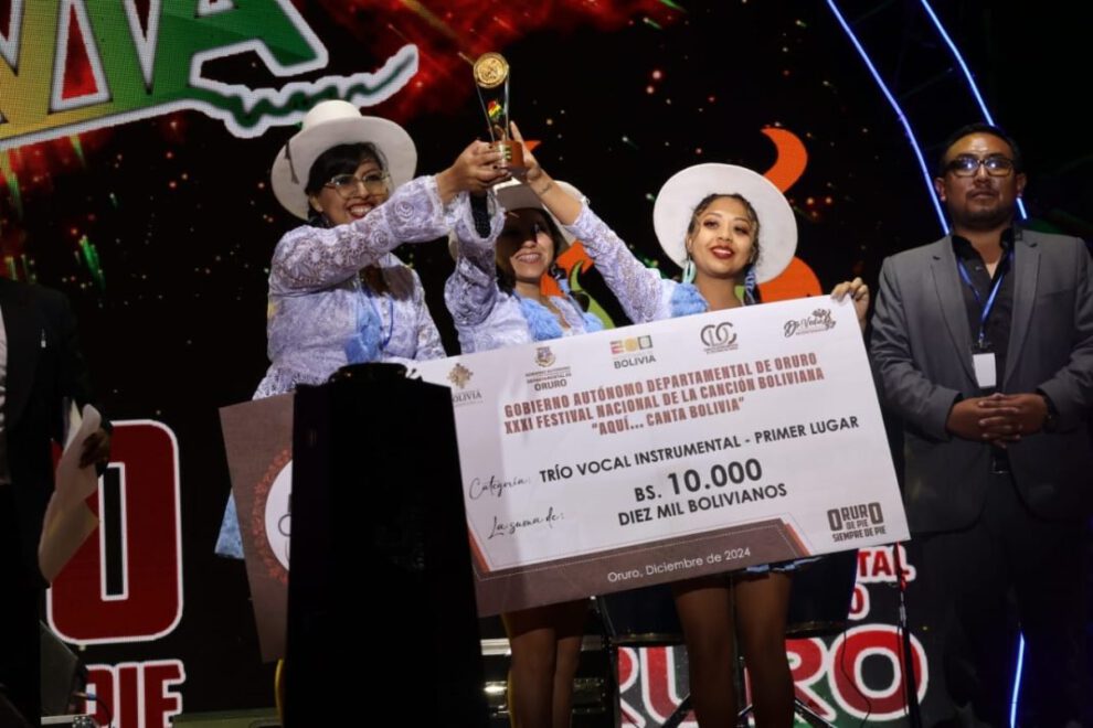 Festival Nacional de la Canción Boliviana en Oruro