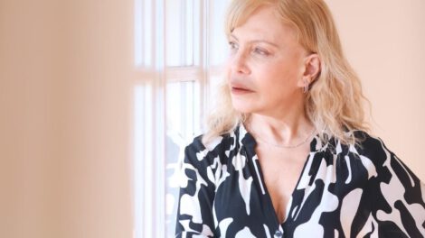 Cecilia Roth critica el recorte de fondos públicos al cine en Argentina