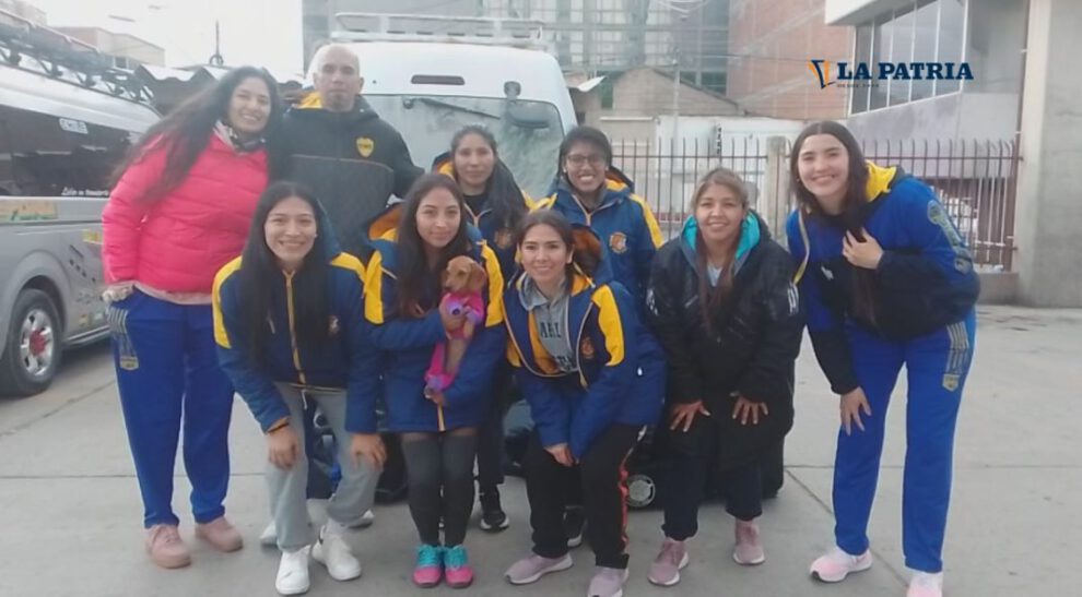 Carl A-Z busca clasificar a la final en duelo decisivo esta noche ante Club Tenis La Paz