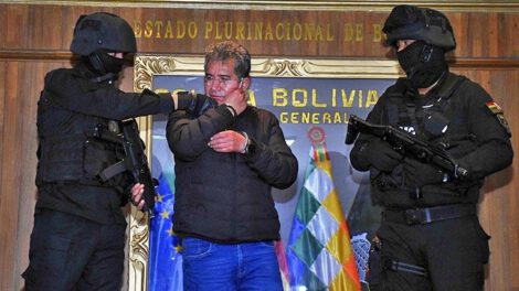 Exjefe antidroga Maximiliano Dávila extraditado a EE. UU.