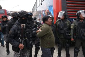 Conflicto por aceite decomisado en La Paz