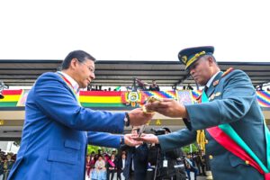 Luis Arce y Fuerzas Armadas en defensa del Estado