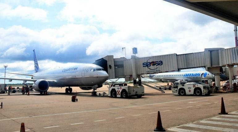 Crisis del sector aéreo en Bolivia