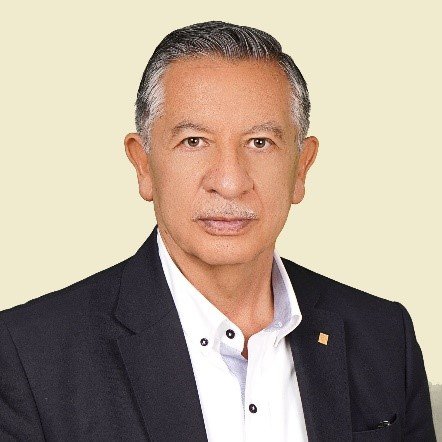 Carlos Esteban Sandy Antezana, figura destacada en la política y la docencia en Bolivia